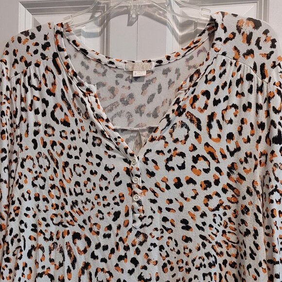 Finn & Grace Animal Print 3/4 Sleeve Blouse Women's Size S - Picture 3 of 12